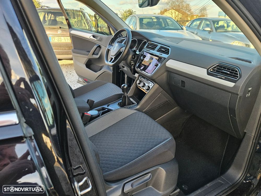 VW Tiguan 1.5 TSI Confortline - 22