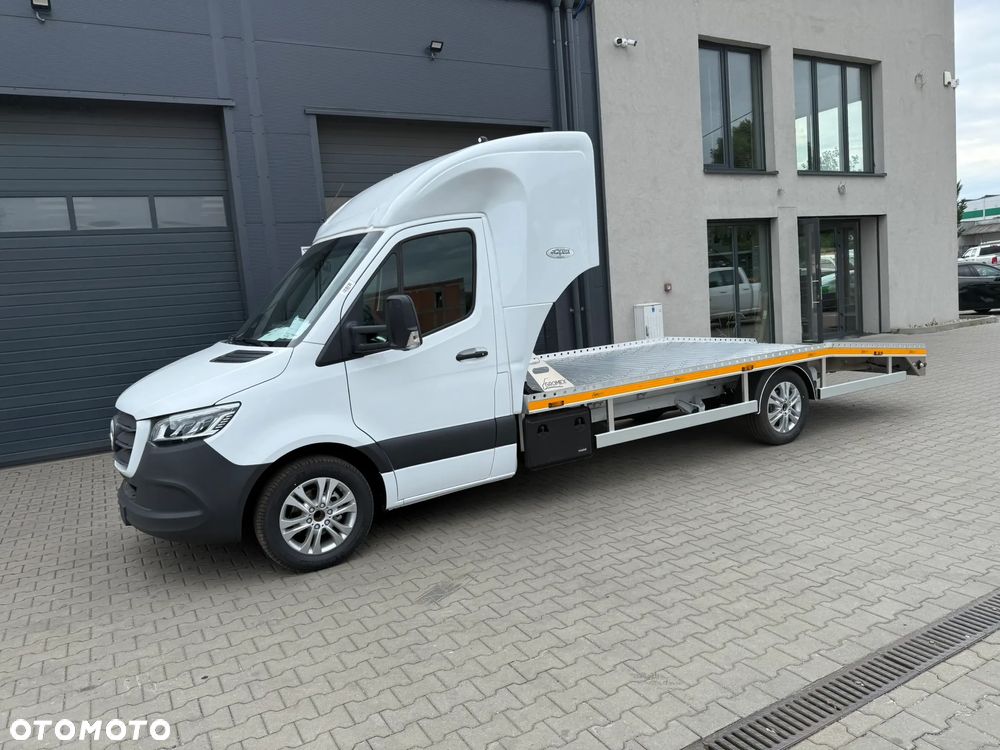 Mercedes-Benz Sprinter - 26