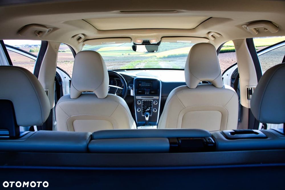 Volvo XC 60 - 6