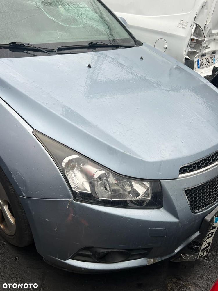 CHEVROLET CRUZE PÓŁOŚ LEWA / PRAWA 2.0 VCDI Z20S1 15OKM - 1
