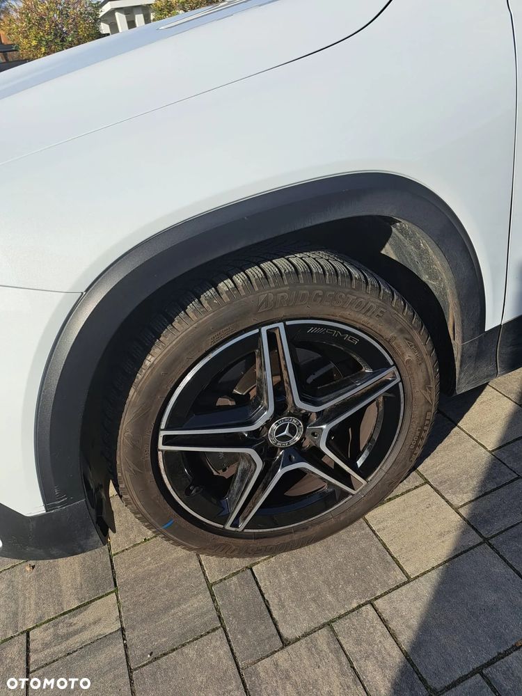 Mercedes-Benz GLB 200 AMG Line 7G-DCT - 9