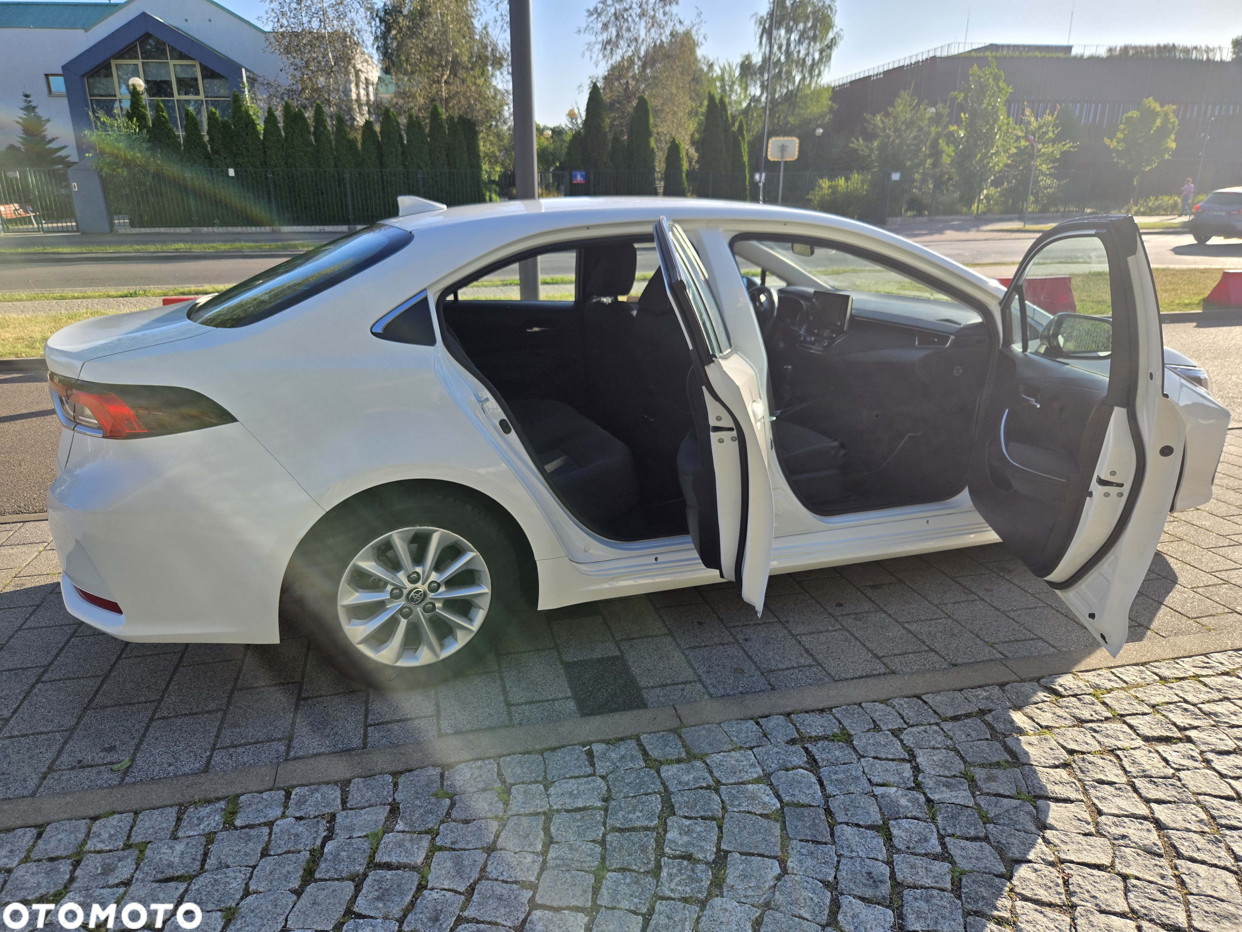 Toyota Corolla 1.6 Comfort - 14