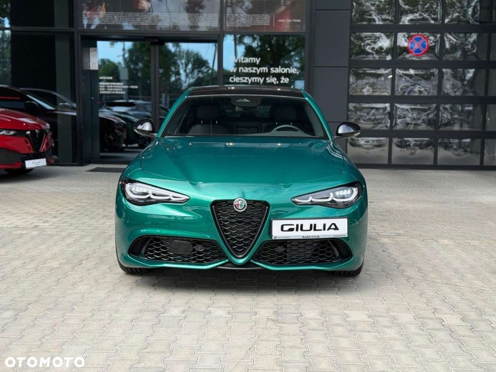 Alfa Romeo Giulia - 4