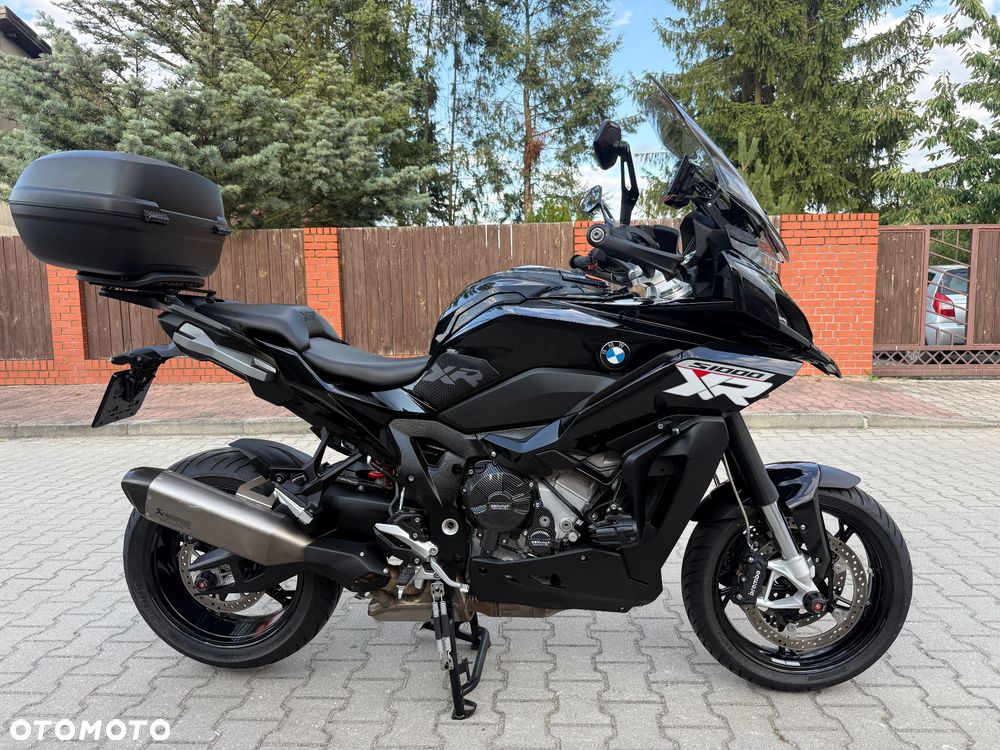 BMW XR - 12