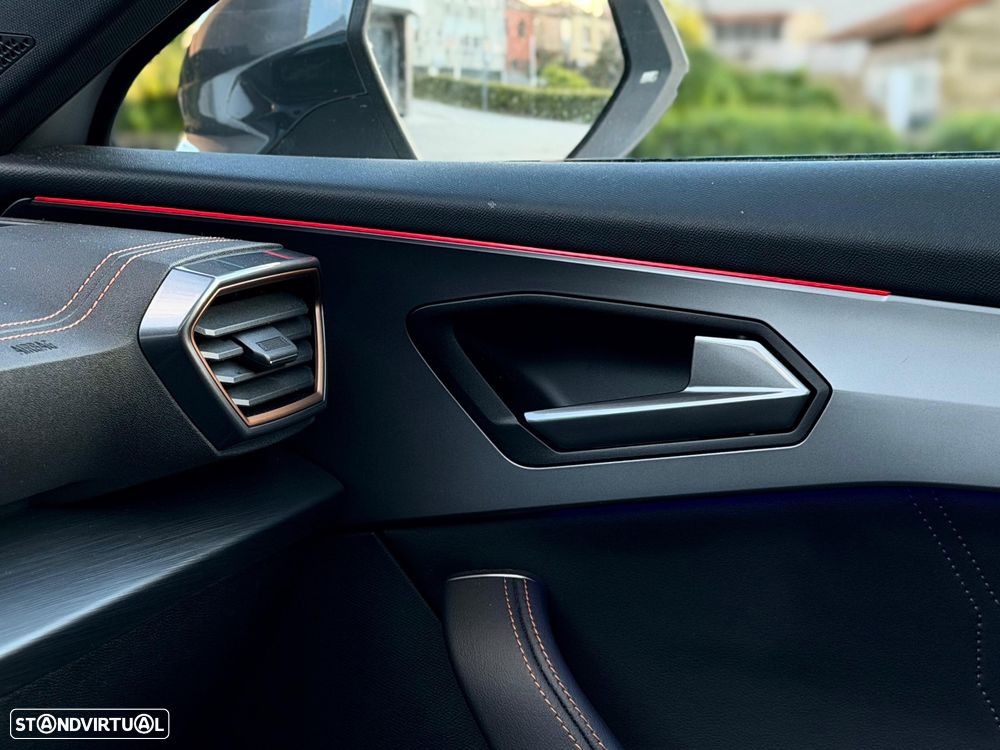 Cupra Formentor 1.4 e-Hybrid DSG VZ - 38