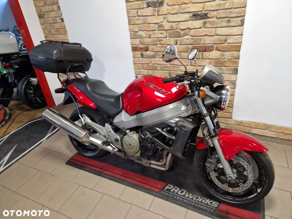 Honda X11 - 1