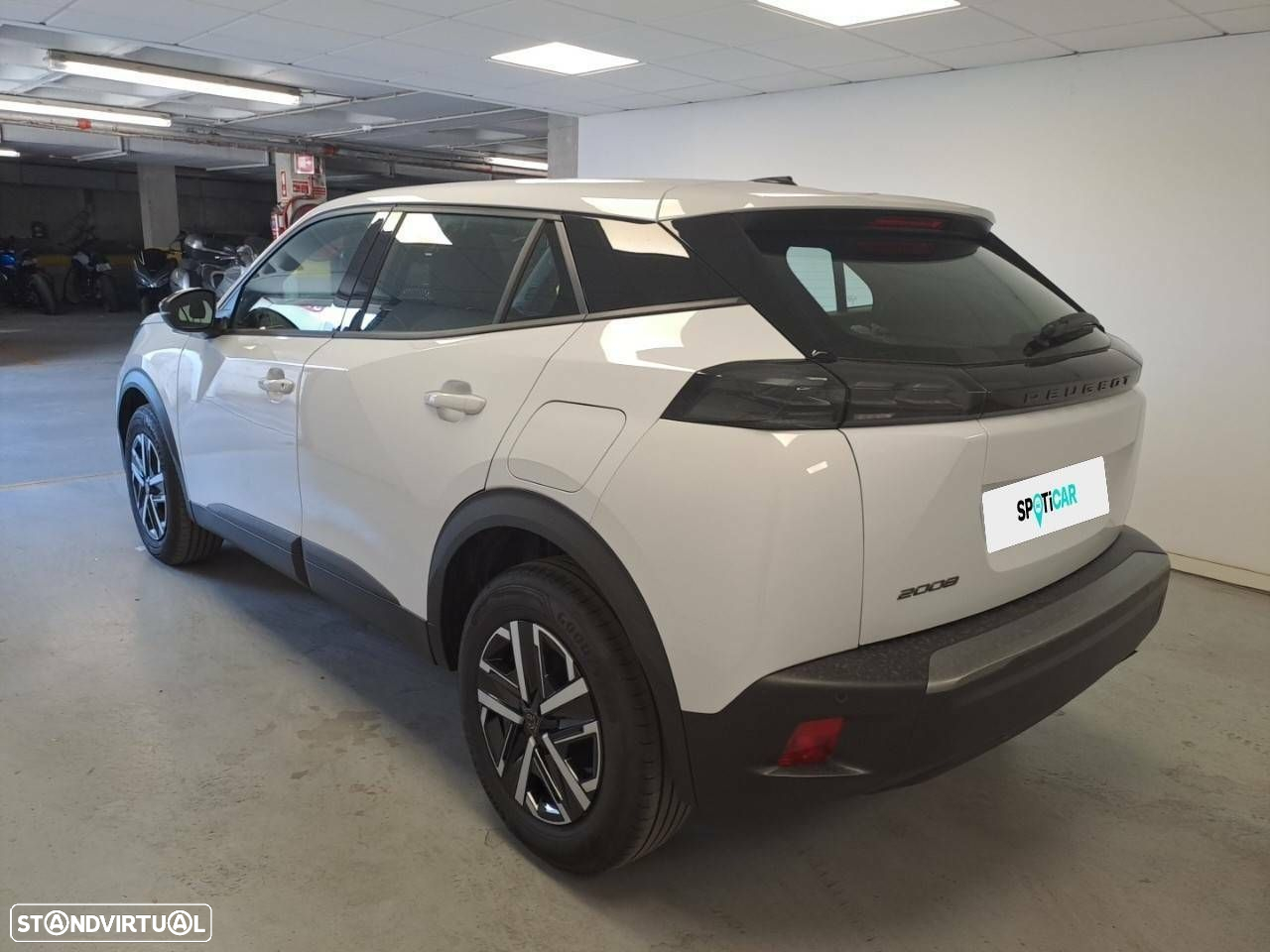 Peugeot 2008 1.2 PureTech Style - 5