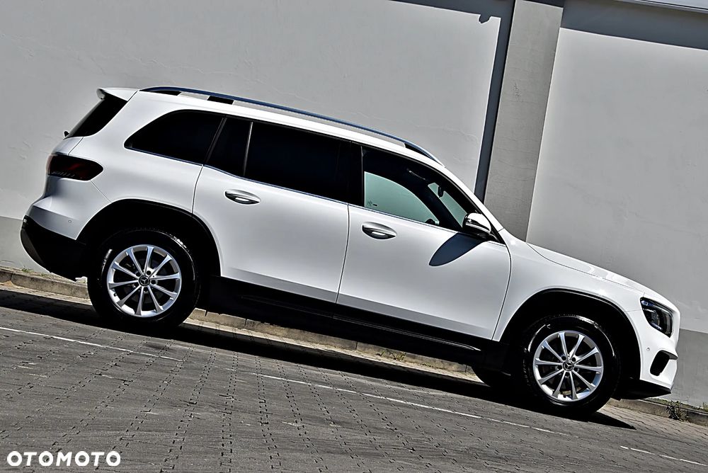 Mercedes-Benz GLB 200 7G-DCT - 7