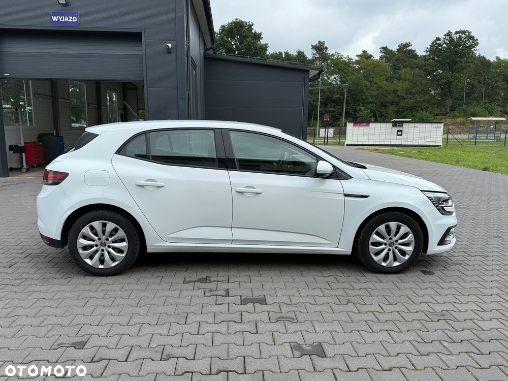 Renault Megane 1.5 Blue dCi Intens - 6