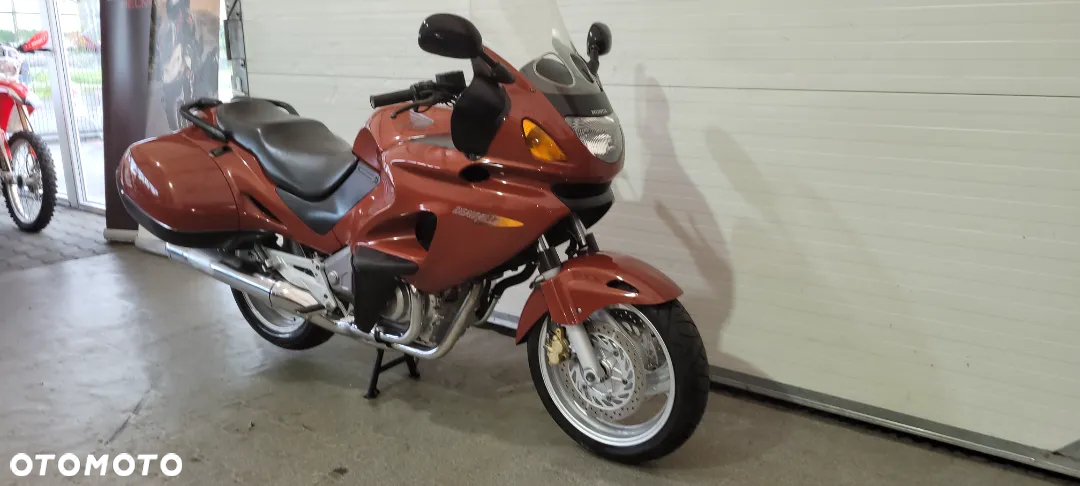 Honda NTV - 2