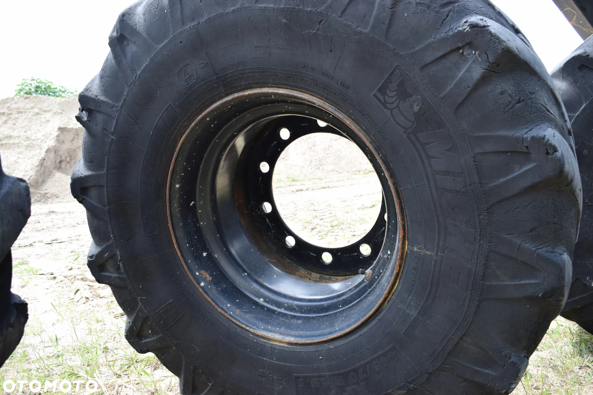 Koła R19 Michelin 18-19.5 do koparki 445/70 R 19.5 - 15
