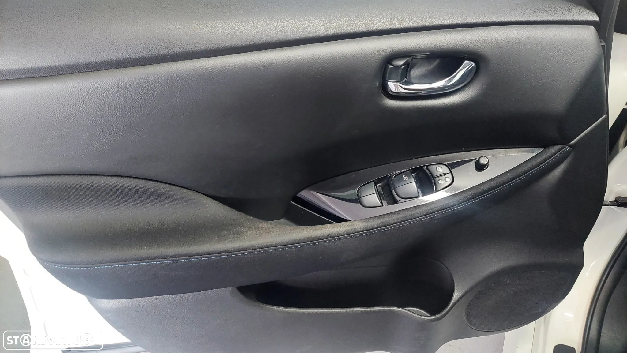 Nissan Leaf N-Connecta - 19
