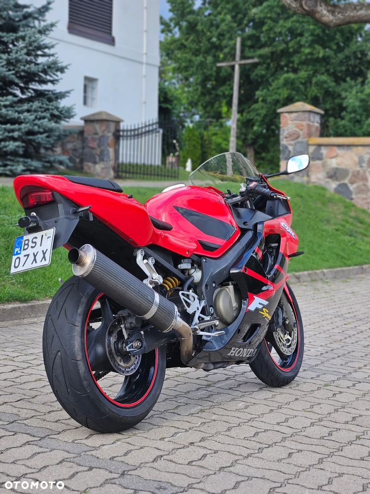 Honda CBR - 3