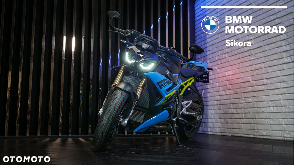 BMW S - 1