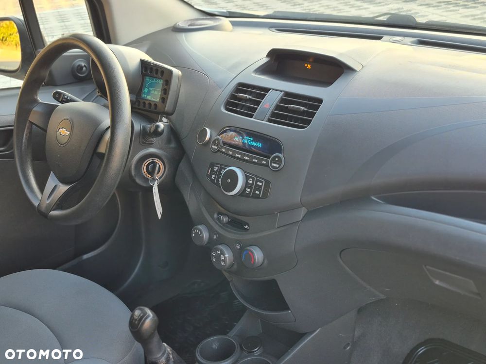 Chevrolet Spark 1.0 LT - 14