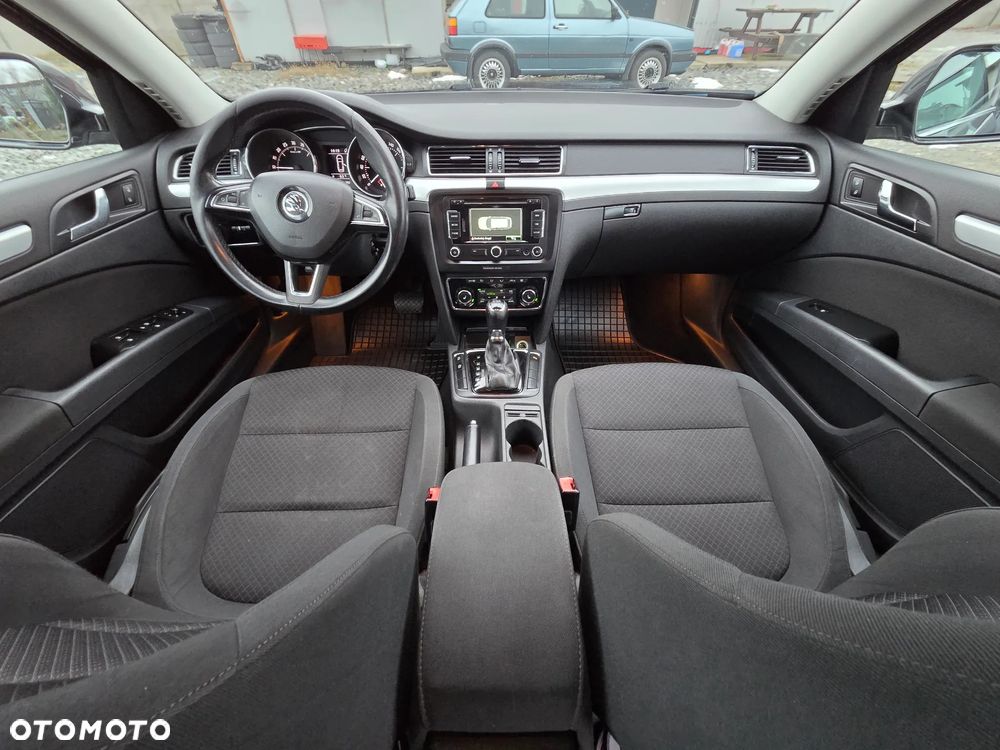 Skoda Superb 2.0 TDI Ambition Outdoor DSG - 35