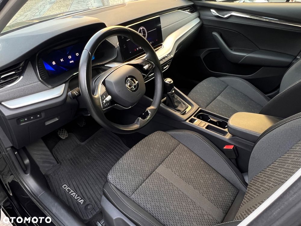 Skoda Octavia 1.5 TSI ACT Style - 15