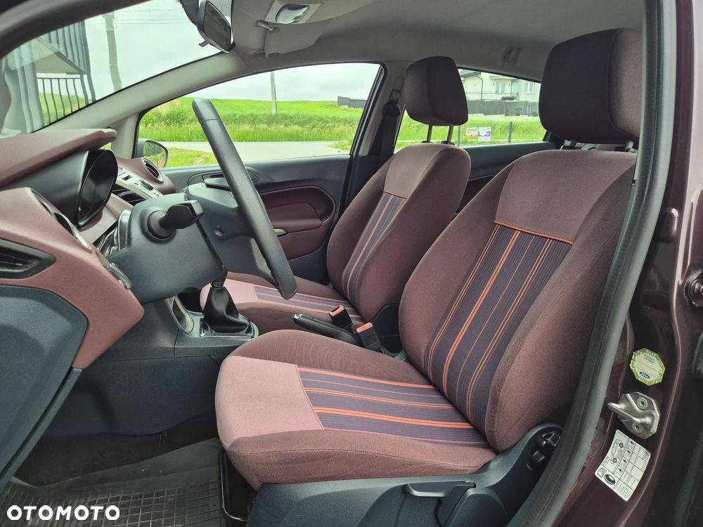 Ford Fiesta 1.25 Trend - 11