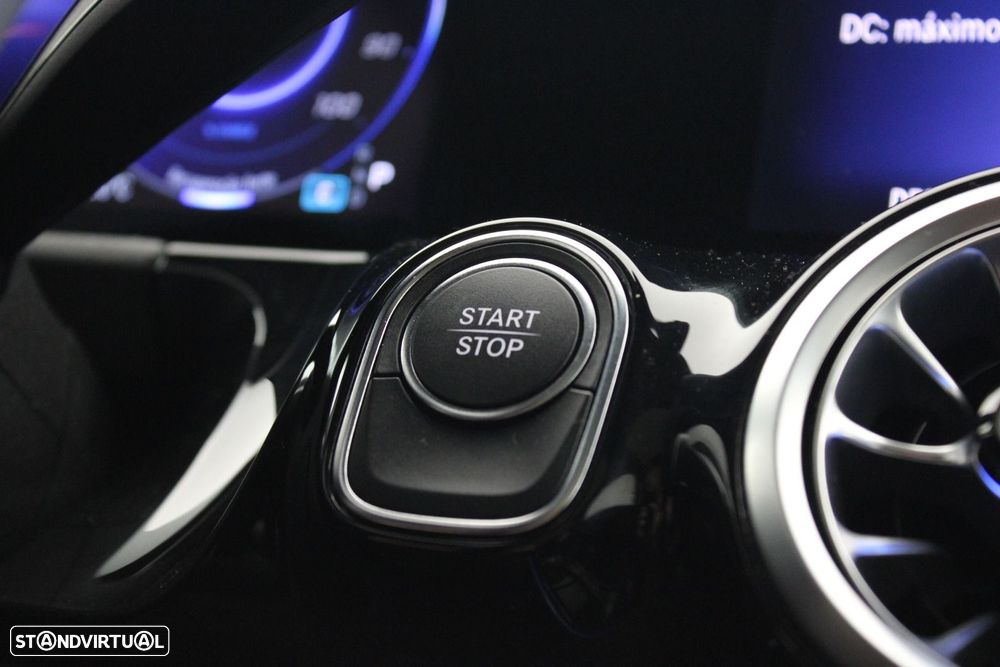 Mercedes-Benz EQA 250+ AMG Line - 17