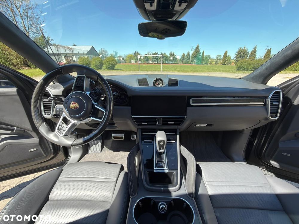 Porsche Cayenne GTS - 4