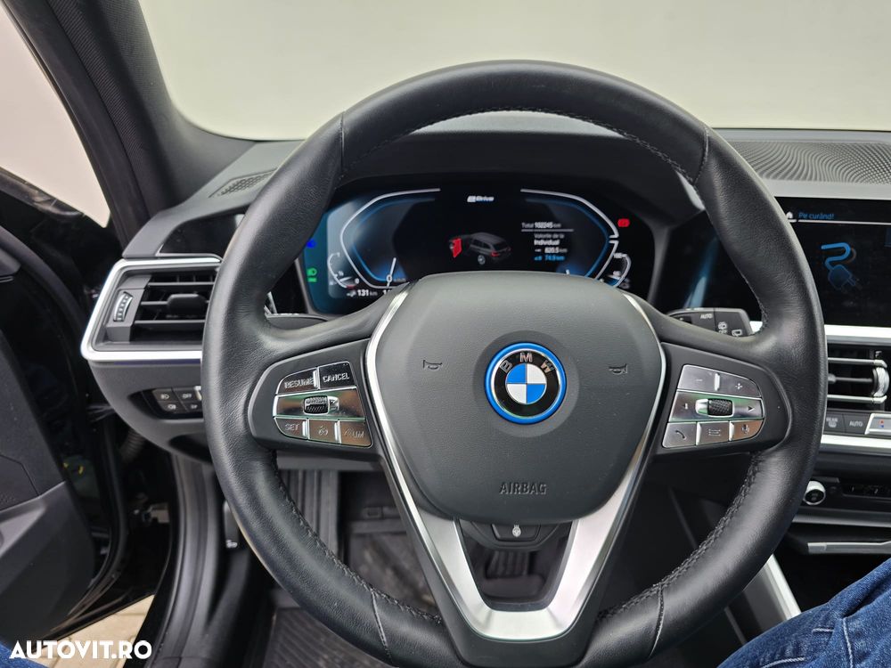 BMW Seria 3 330e xDrive AT PHEV - 6