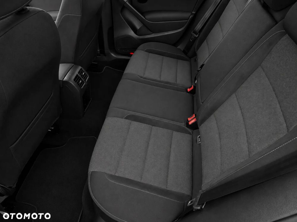 Volkswagen Golf 1.2 TSI Style - 16