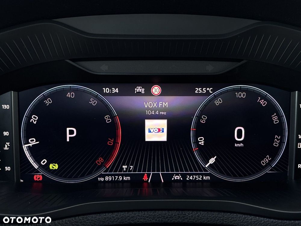 Skoda Karoq 1.5 TSI ACT Selection DSG - 14