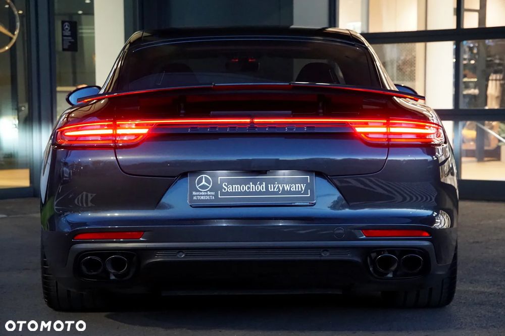 Porsche Panamera Turbo - 8