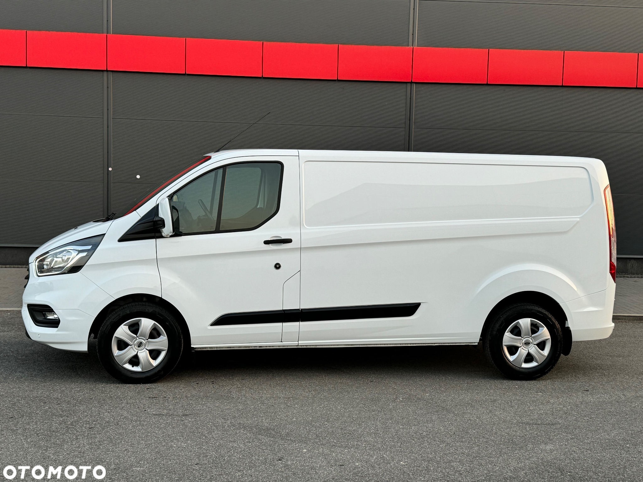 Ford Transit Custom - 10