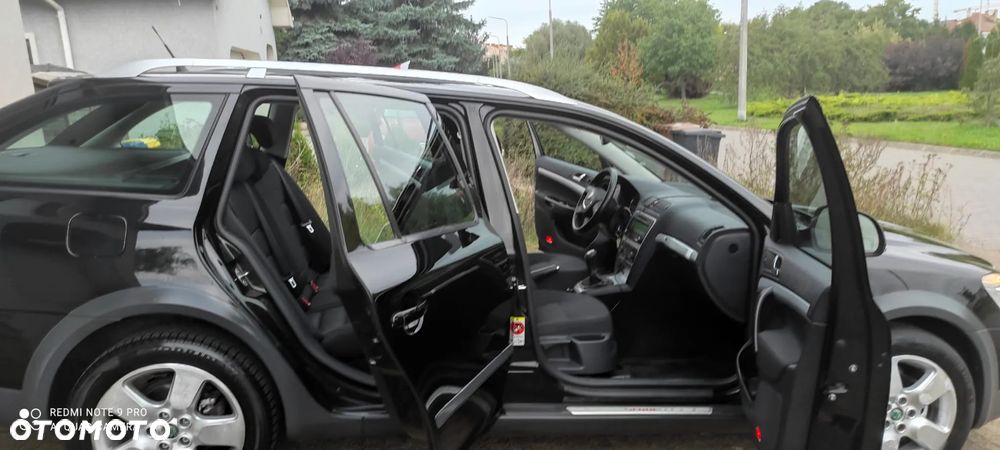 Skoda Octavia 2.0 TDI DPF 4x4 Ambiente - 24