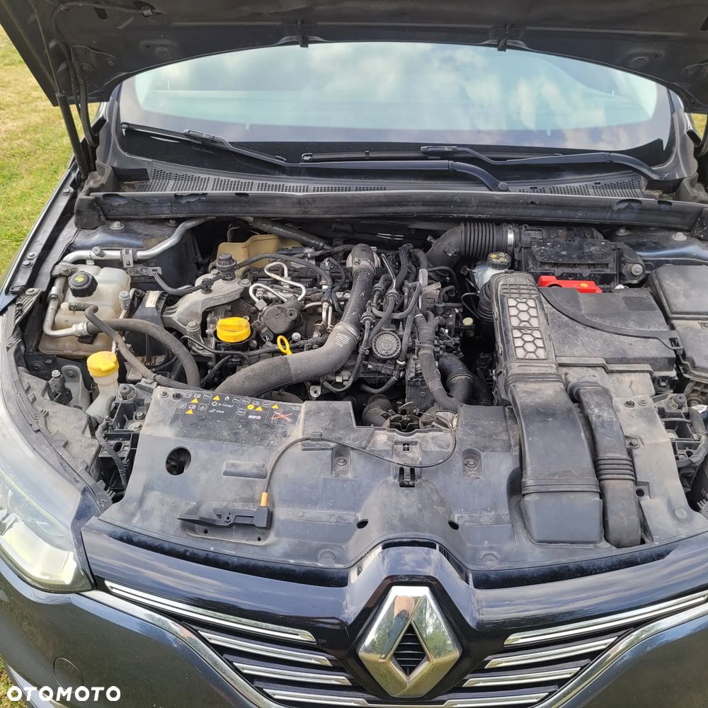 Renault Megane TCe 115 GPF ZEN - 9