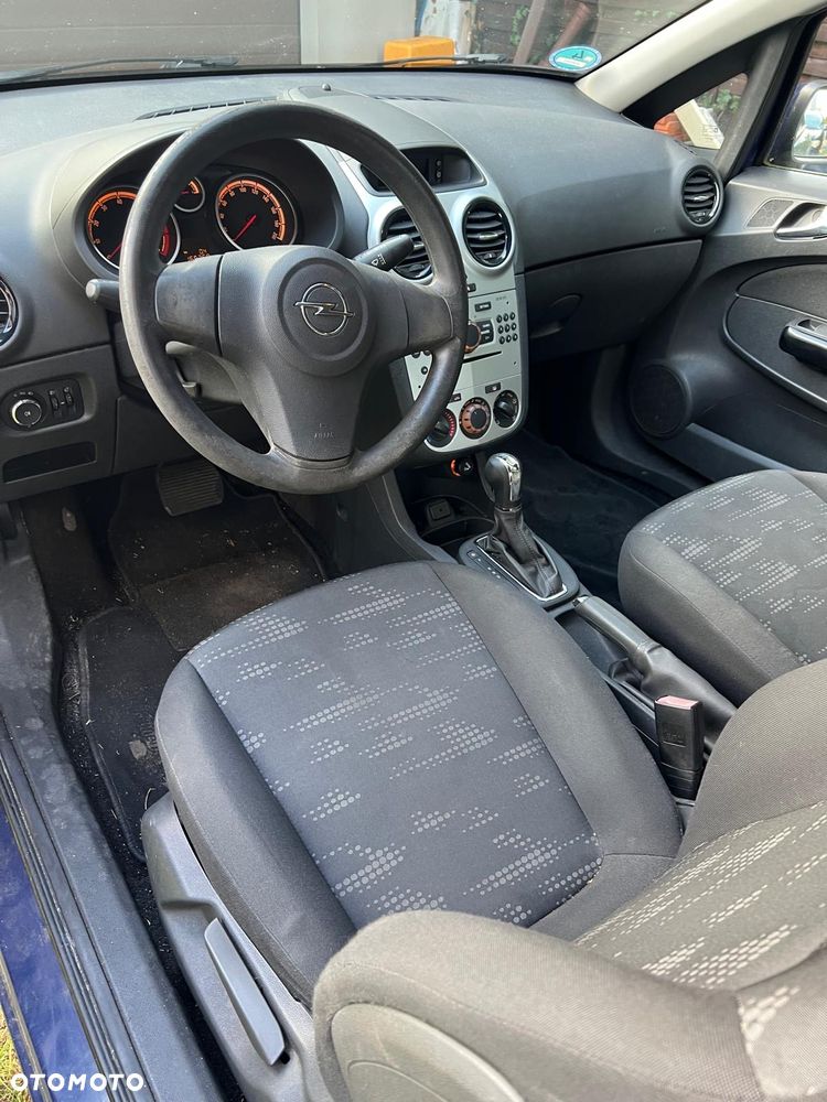 Opel Corsa - 12