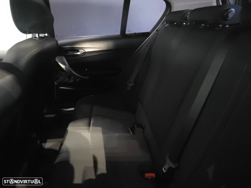 BMW 116 d Line Sport Shadow - 21