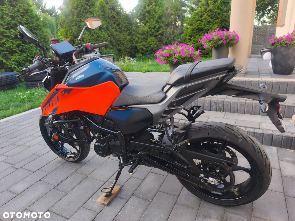 KTM Duke - 4