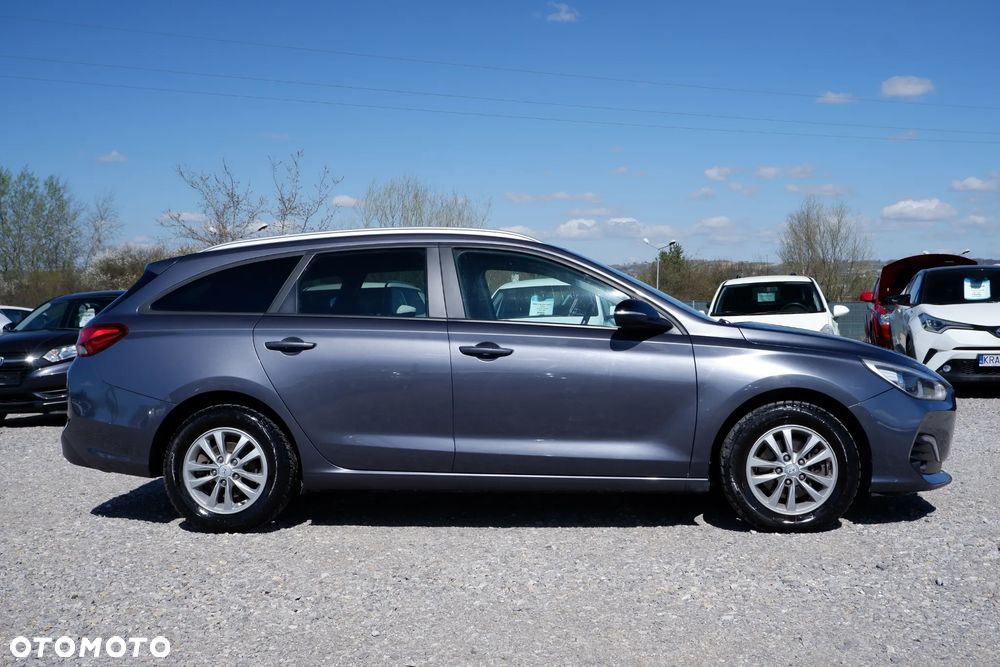 Hyundai i30 1.6 CRDI DCT Trend - 31