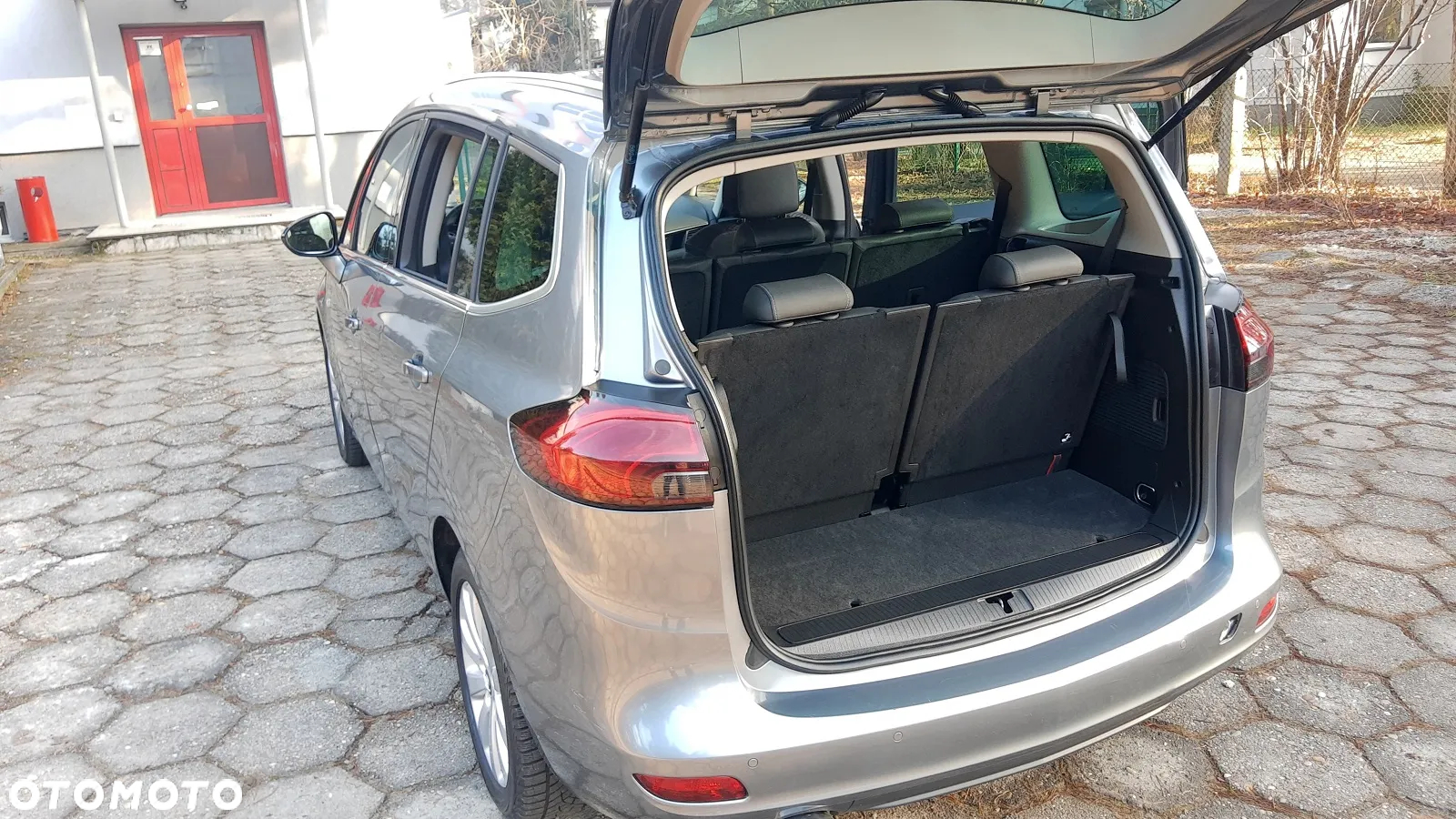 Opel Zafira - 16