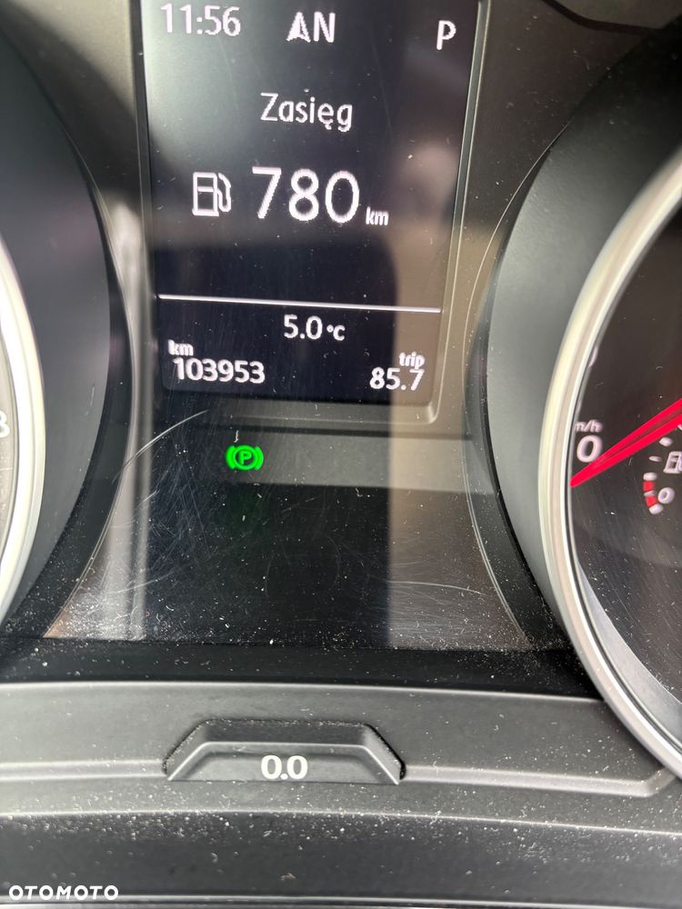 Volkswagen Tiguan - 11