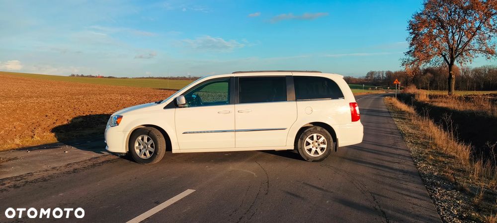 Chrysler Town & Country 3.6 Touring - 2