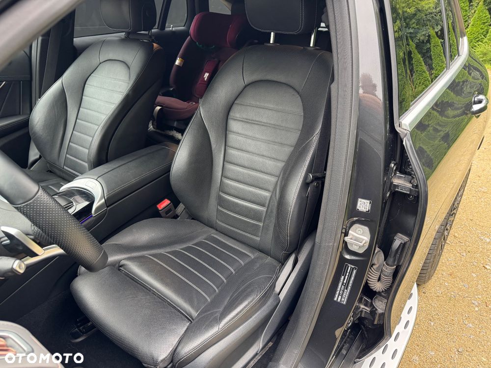 Mercedes-Benz EQC 400 4Matic AMG Line - 10