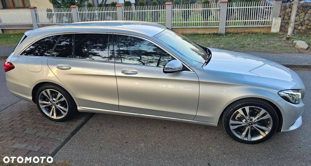 Mercedes-Benz Klasa C 220 d 9G-TRONIC Avantgarde - 13