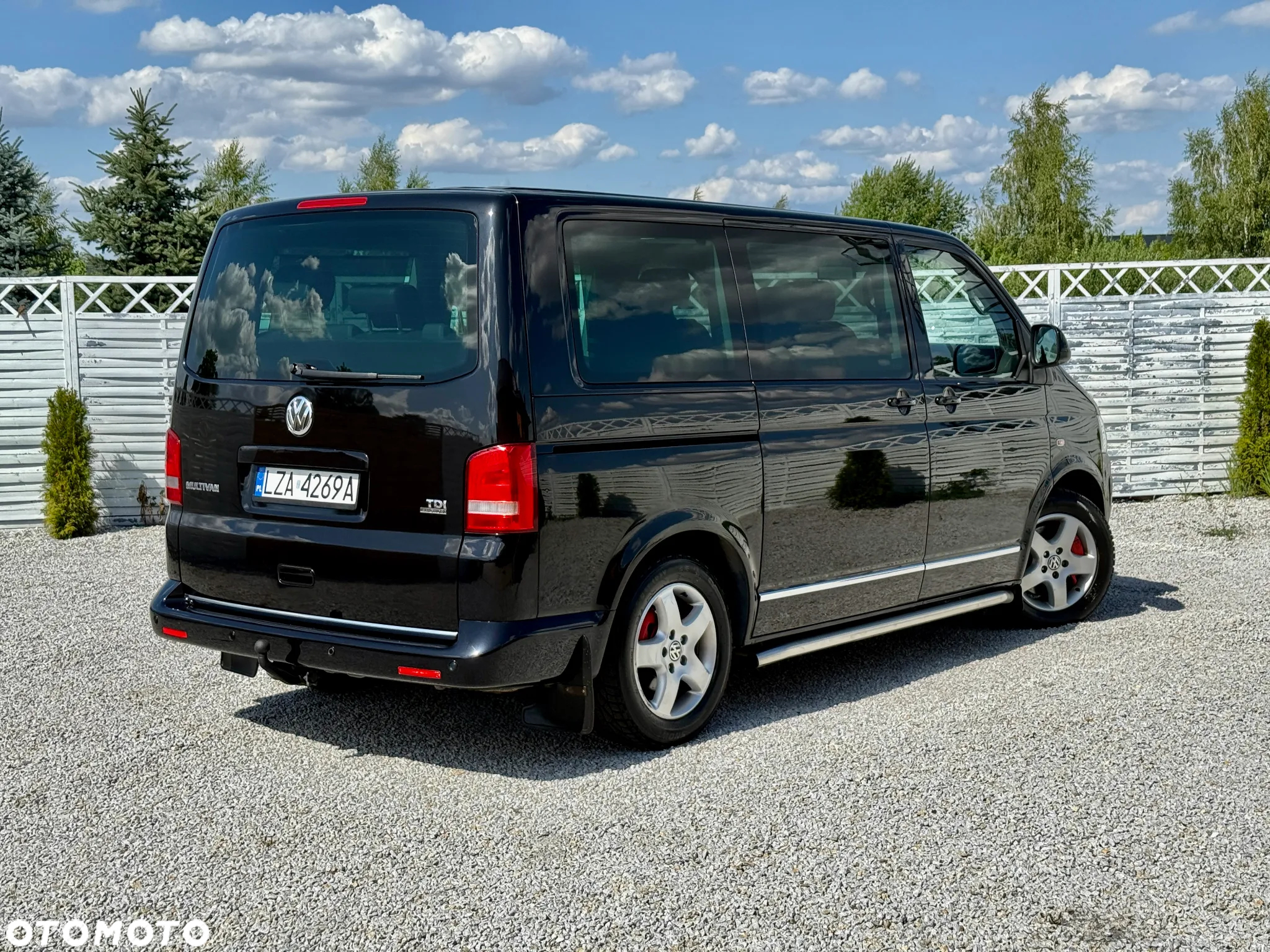 Volkswagen Multivan - 3