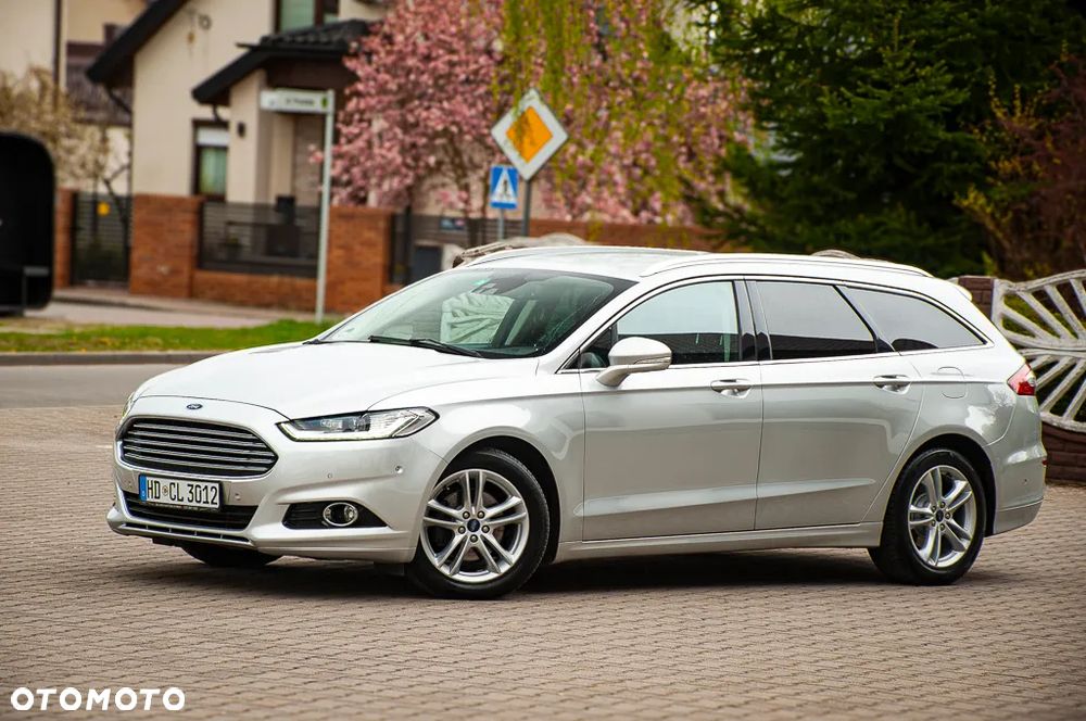 Ford Mondeo 2.0 TDCi STart-Stopp PowerShift-Aut Titanium - 4