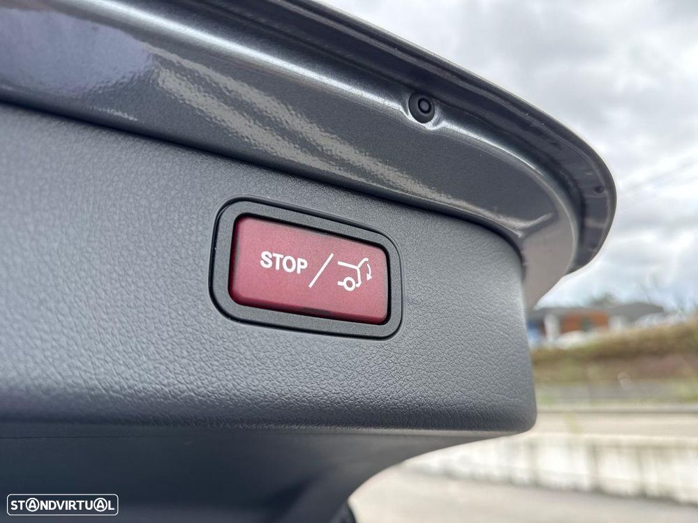 Mercedes-Benz C 300 e AMG Line - 20