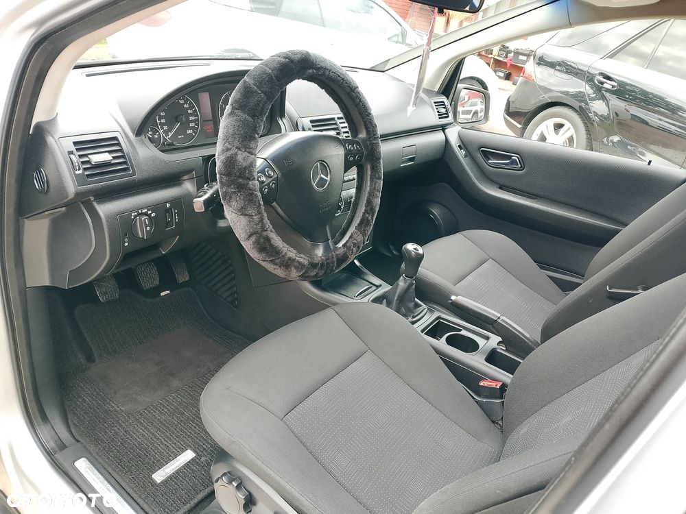 Mercedes-Benz Klasa A 170 Classic - 11