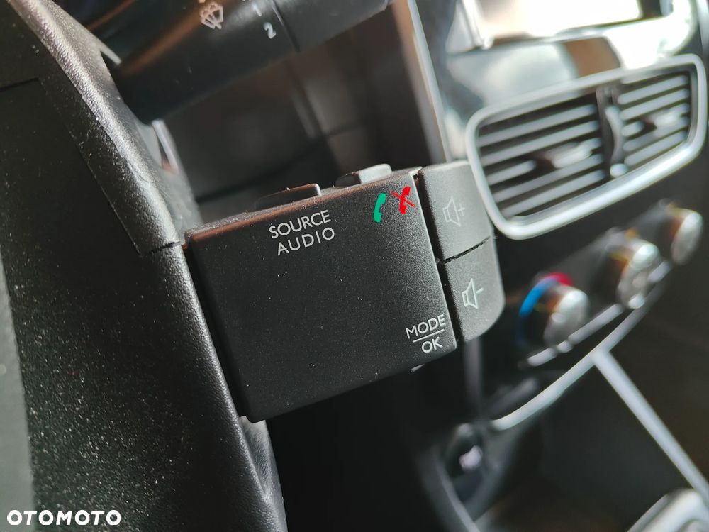 Renault Clio 1.5 dCi Energy Life EU6c - 26