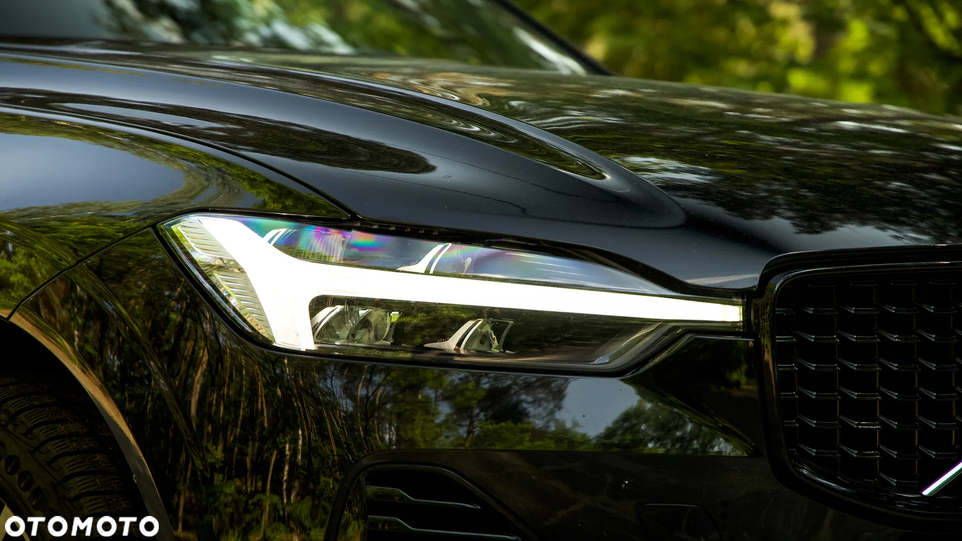 Volvo XC 60 T8 Plug-In Hybrid AWD R-Design - 12