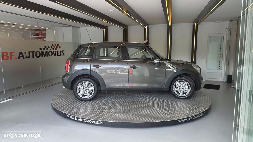 MINI Countryman One D - 8
