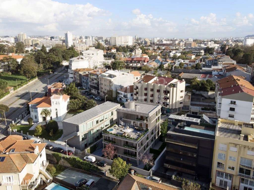 Apartamento T3 com Suite, Jardim e Box na Boavista, Porto - Grande imagem: 3/10