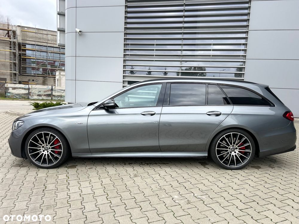 Mercedes-Benz Klasa E AMG 53 4Matic+ T AMG Speedshift TCT-9G - 3
