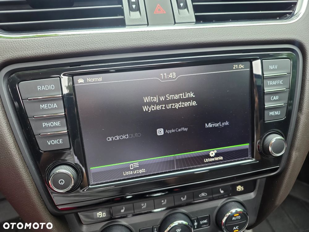 Skoda Octavia 2.0 TDI DSG L&K - 21